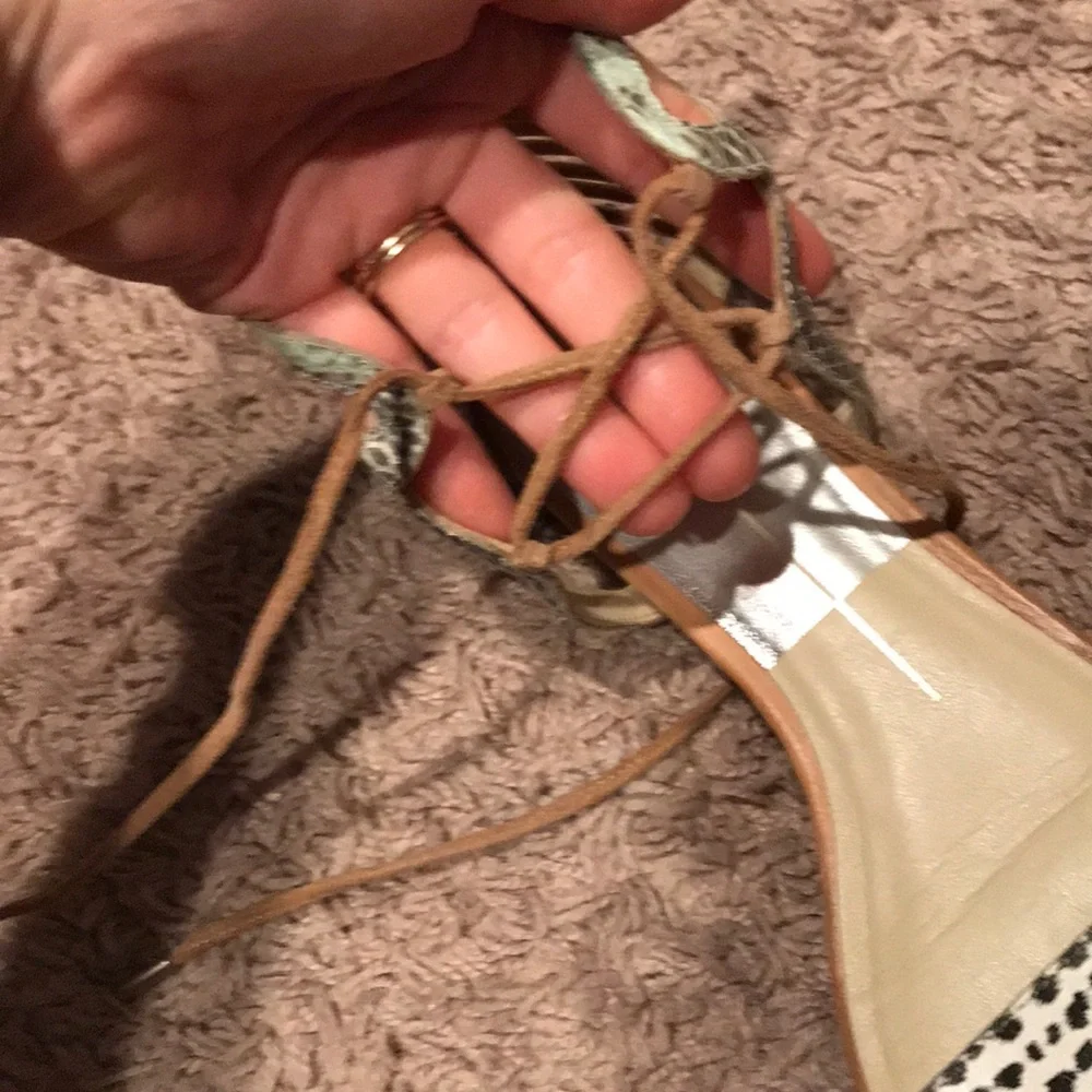 Sandals - Picture 5 of 5